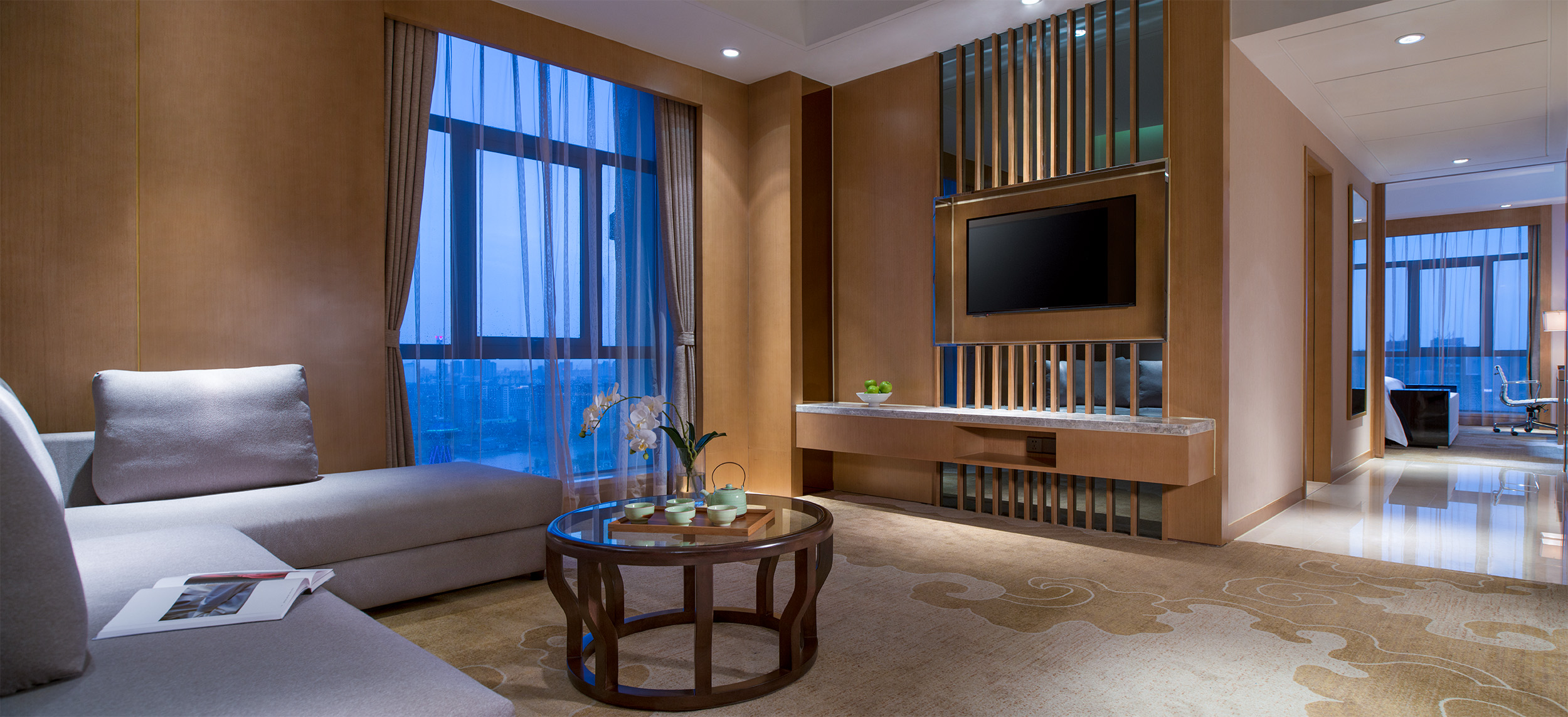 Luxurious Suite
